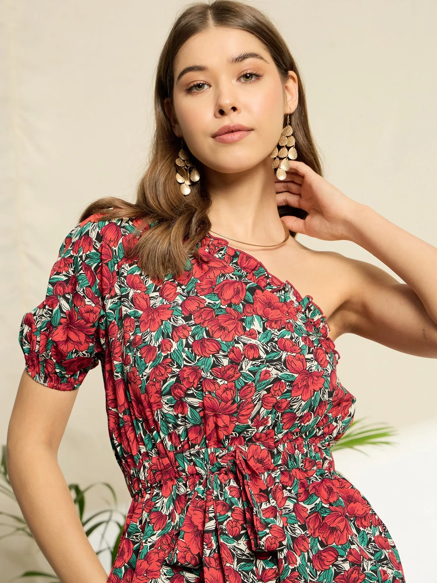 Berrylush Women Red Floral Print One Shoulder Short Sleeve Romper Jumpsuit