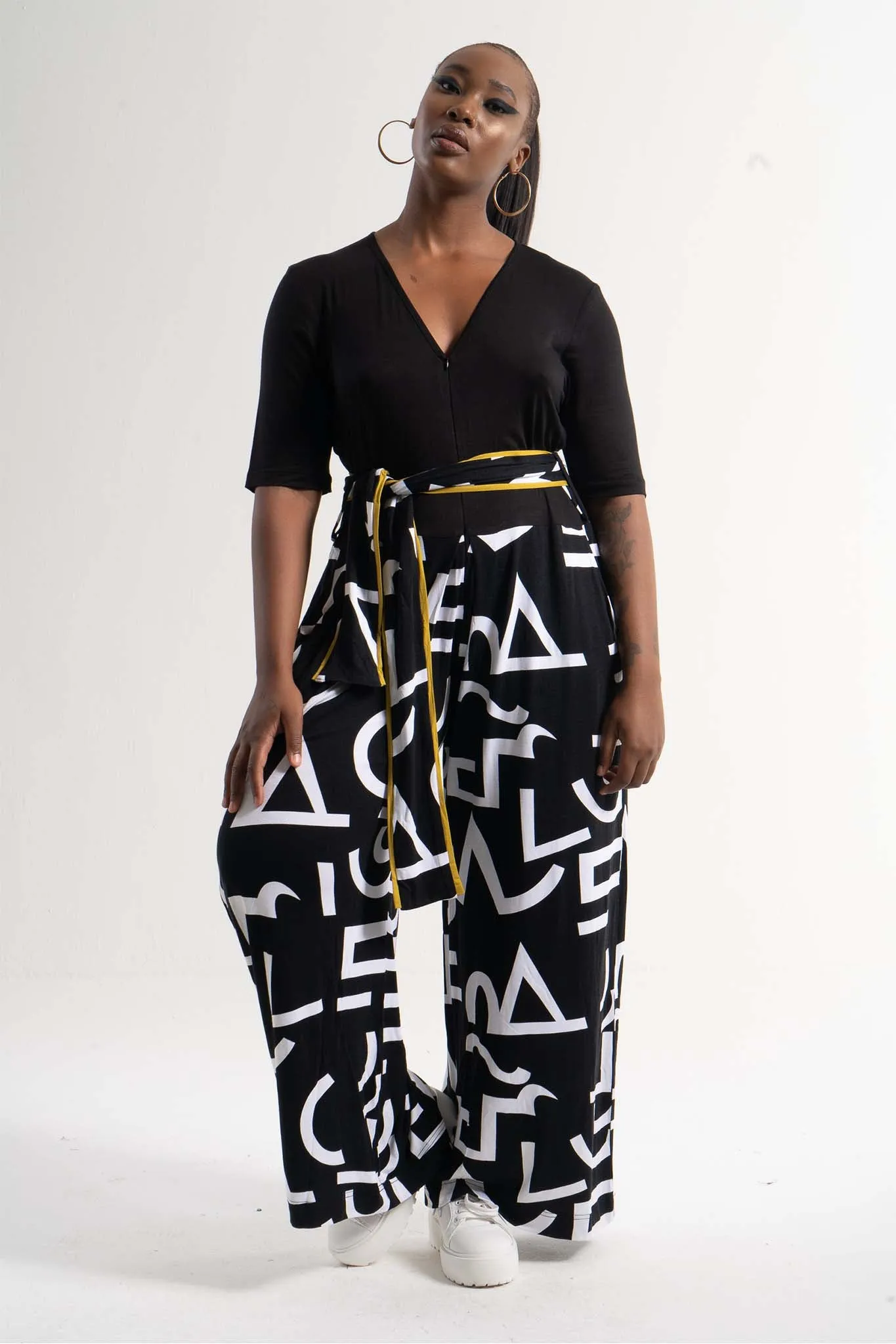 DOREEN Navy Floral Print