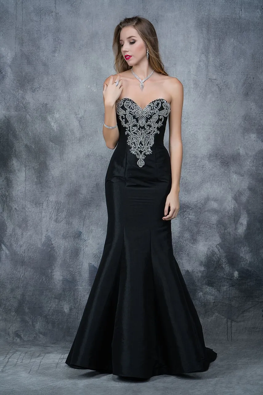 Nina Canacci 2135 Size 8 Black long mermaid dress Prom Dress Evening Gown