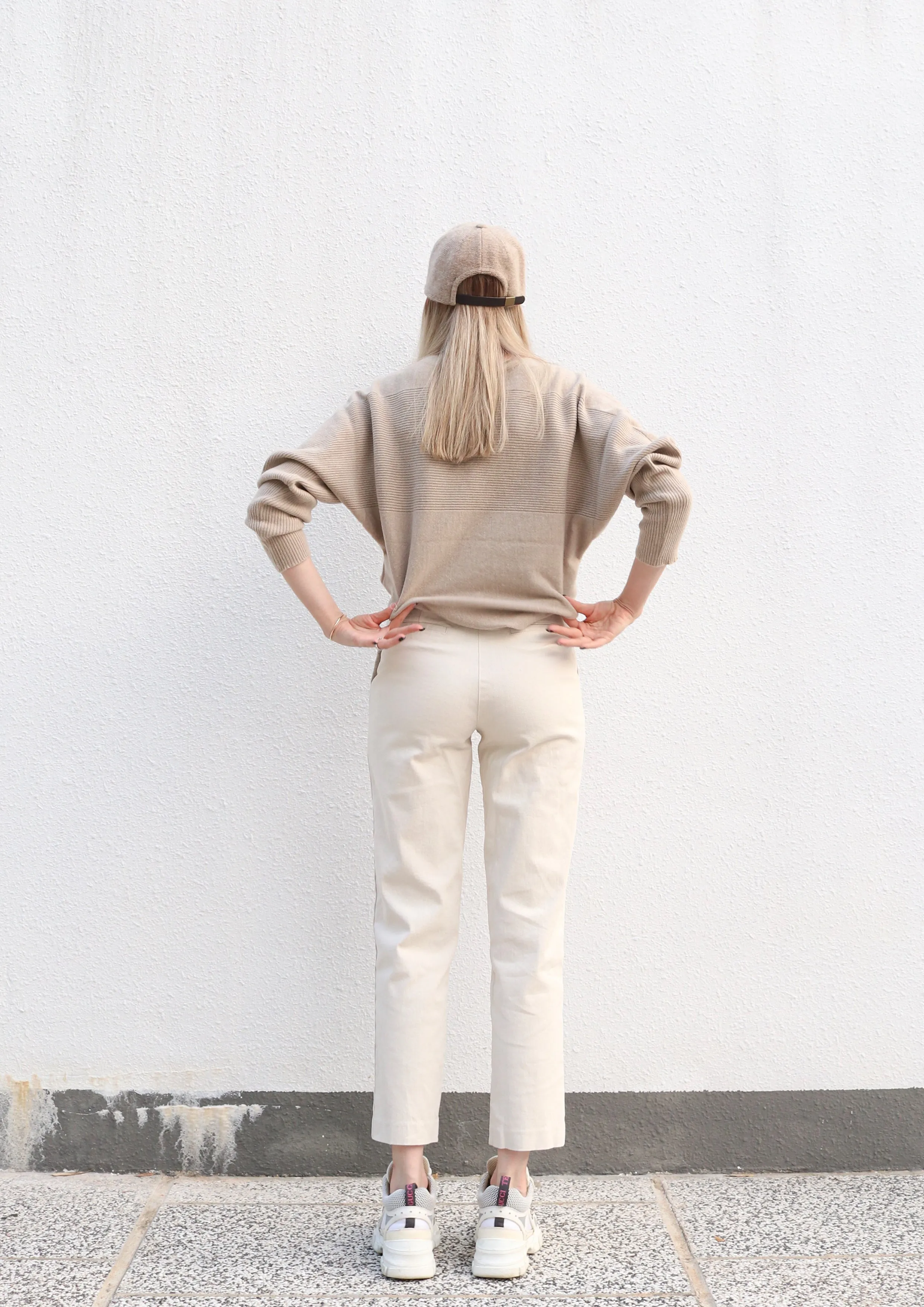 Oat Cashmere Wide Neck Knit