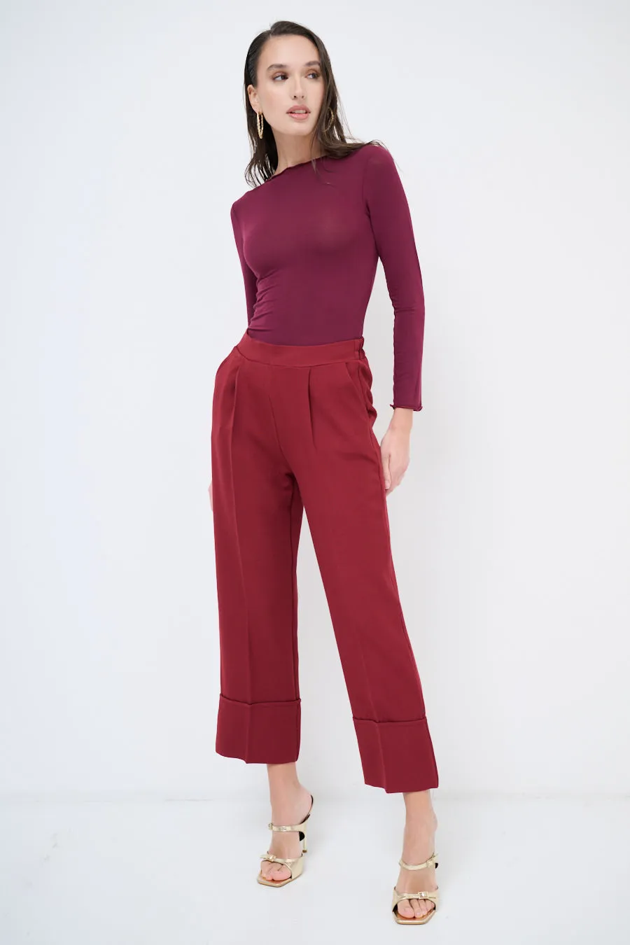 Pleated wide-leg trousers wholesale