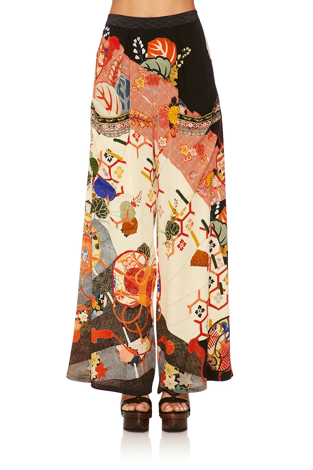 WIDE LEG TROUSER WITH FRONT POCKETS KISSING THE SUN