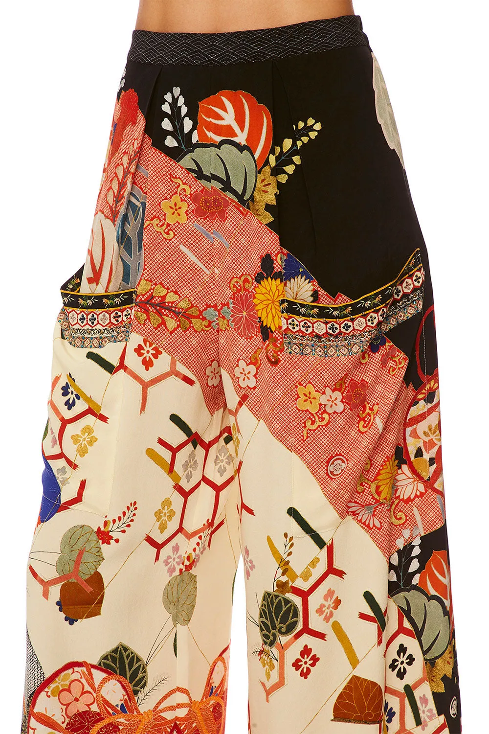 WIDE LEG TROUSER WITH FRONT POCKETS KISSING THE SUN