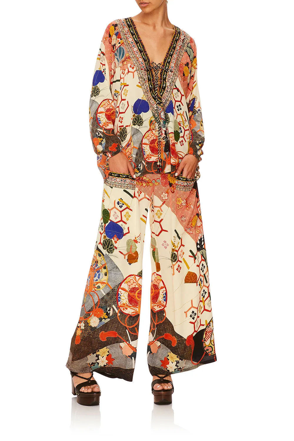 WIDE LEG TROUSER WITH FRONT POCKETS KISSING THE SUN